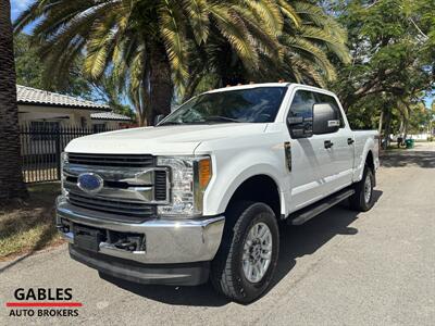 2017 Ford F-350 Super Duty XLT   - Photo 9 - Miami, FL 33165