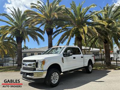 2017 Ford F-350 Super Duty XLT   - Photo 7 - Miami, FL 33165