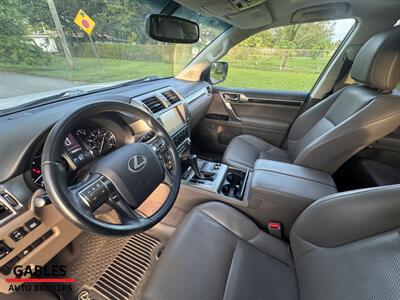 2018 Lexus GX 460   - Photo 16 - Miami, FL 33165