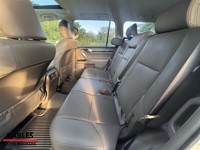 2018 Lexus GX 460   - Photo 25 - Miami, FL 33165