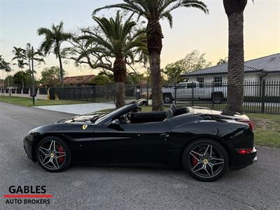 2015 Ferrari California T   - Photo 27 - Miami, FL 33165