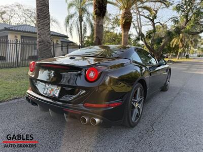 2015 Ferrari California T   - Photo 12 - Miami, FL 33165