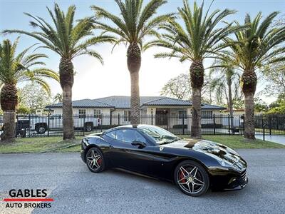 2015 Ferrari California T   - Photo 4 - Miami, FL 33165