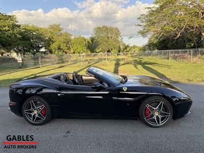 2015 Ferrari California T   - Photo 26 - Miami, FL 33165