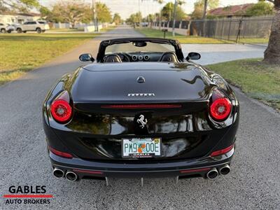 2015 Ferrari California T   - Photo 10 - Miami, FL 33165