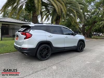 2020 GMC Terrain SLT   - Photo 4 - Miami, FL 33165