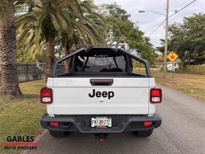 2022 Jeep Gladiator Altitude   - Photo 9 - Miami, FL 33165