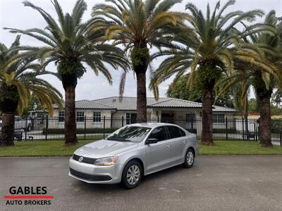 2013 Volkswagen Jetta   - Photo 2 - Miami, FL 33165