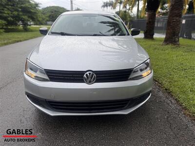 2013 Volkswagen Jetta   - Photo 17 - Miami, FL 33165