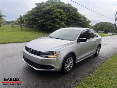 2013 Volkswagen Jetta   - Photo 18 - Miami, FL 33165