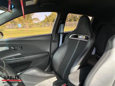 2022 Hyundai VELOSTER N   - Photo 16 - Miami, FL 33165