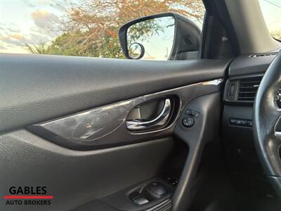 2018 Nissan Rogue S   - Photo 14 - Miami, FL 33165