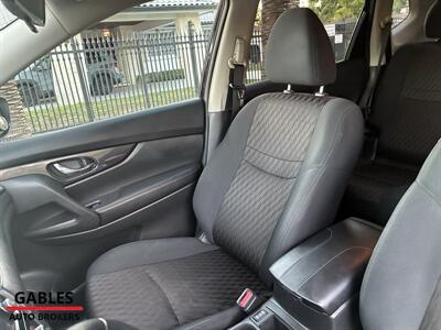 2018 Nissan Rogue S   - Photo 22 - Miami, FL 33165