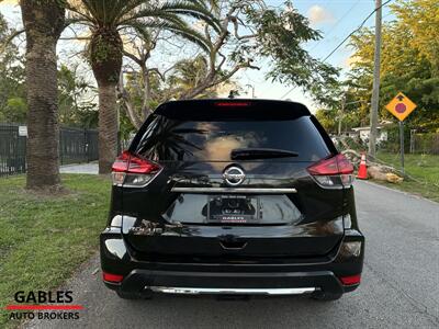 2018 Nissan Rogue S   - Photo 6 - Miami, FL 33165