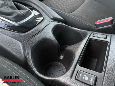 2018 Nissan Rogue S   - Photo 20 - Miami, FL 33165
