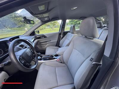 2017 Honda Accord LX   - Photo 22 - Miami, FL 33165
