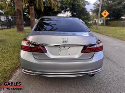 2017 Honda Accord LX   - Photo 11 - Miami, FL 33165