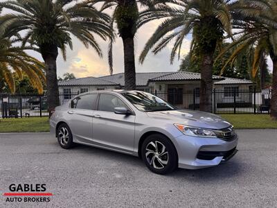 2017 Honda Accord LX   - Photo 4 - Miami, FL 33165
