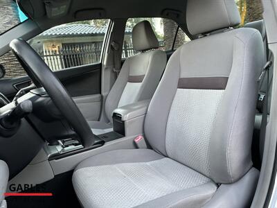 2014 Toyota Camry LE   - Photo 18 - Miami, FL 33165