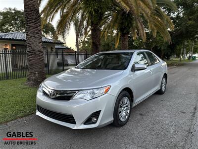 2014 Toyota Camry LE   - Photo 10 - Miami, FL 33165