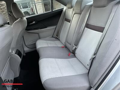 2014 Toyota Camry LE   - Photo 21 - Miami, FL 33165