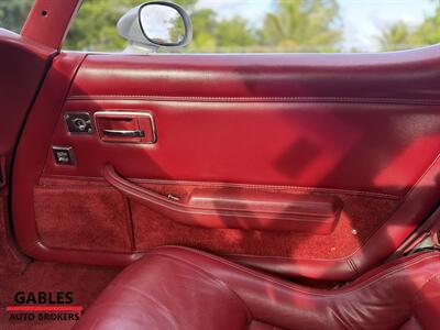 1982 Chevrolet Corvette   - Photo 24 - Miami, FL 33165