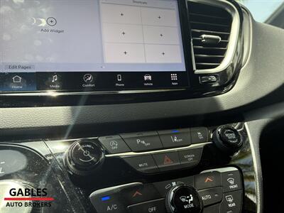 2026 Chrysler Pacifica Select - Photo 13 - Miami, FL 33165
