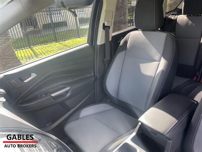 2018 Ford Escape SE   - Photo 18 - Miami, FL 33165