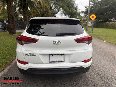 2017 Hyundai TUCSON SE   - Photo 12 - Miami, FL 33165