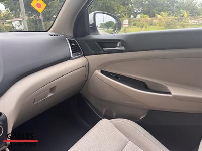 2017 Hyundai TUCSON SE   - Photo 25 - Miami, FL 33165