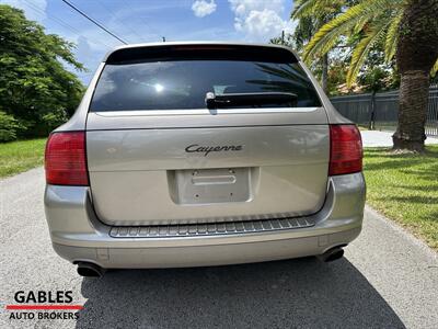 2006 Porsche Cayenne   - Photo 14 - Miami, FL 33165