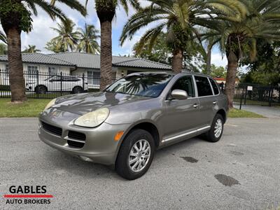 2006 Porsche Cayenne   - Photo 9 - Miami, FL 33165