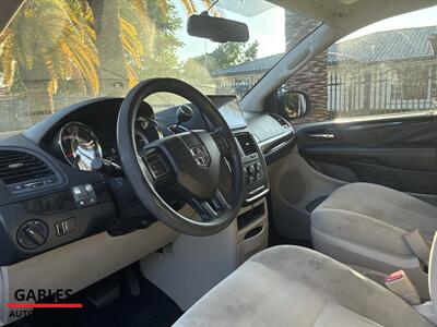 2015 Dodge Grand Caravan American Value Package - Photo 13 - Miami, FL 33165