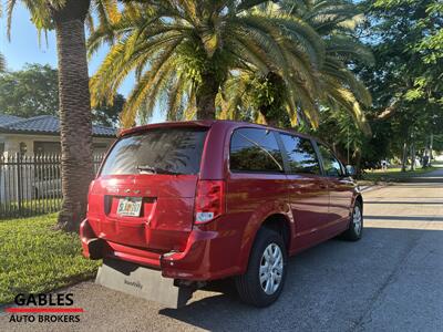 2015 Dodge Grand Caravan American Value Package - Photo 5 - Miami, FL 33165