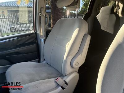2015 Dodge Grand Caravan American Value Package - Photo 20 - Miami, FL 33165