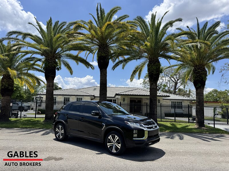2021 Mitsubishi Outlander Sport 2.0 SE 2WD CVT's photo