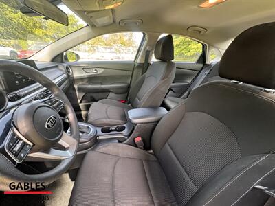 2021 Kia Forte LXS   - Photo 21 - Miami, FL 33165