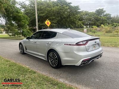 2018 Kia Stinger Premium   - Photo 11 - Miami, FL 33165