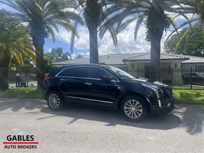 2019 Cadillac XT5 Luxury   - Photo 2 - Miami, FL 33165