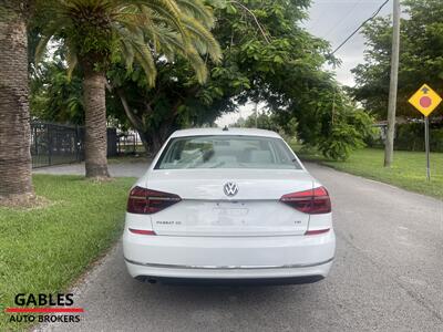 2018 Volkswagen Passat 2.0T SE   - Photo 6 - Miami, FL 33165