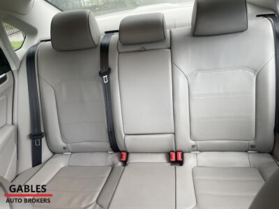 2018 Volkswagen Passat 2.0T SE   - Photo 18 - Miami, FL 33165