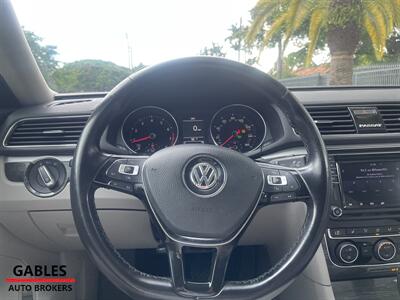 2018 Volkswagen Passat 2.0T SE   - Photo 14 - Miami, FL 33165