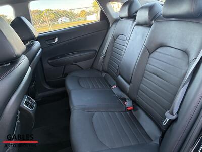 2019 Kia Optima SX Turbo   - Photo 28 - Miami, FL 33165