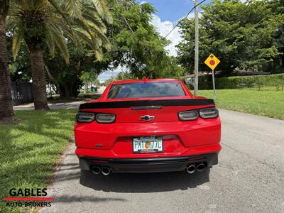 2019 Chevrolet Camaro SS   - Photo 10 - Miami, FL 33165