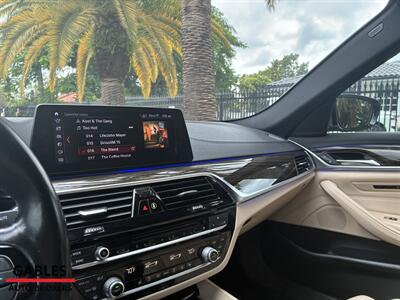 2018 BMW 5 Series 530i   - Photo 16 - Miami, FL 33165