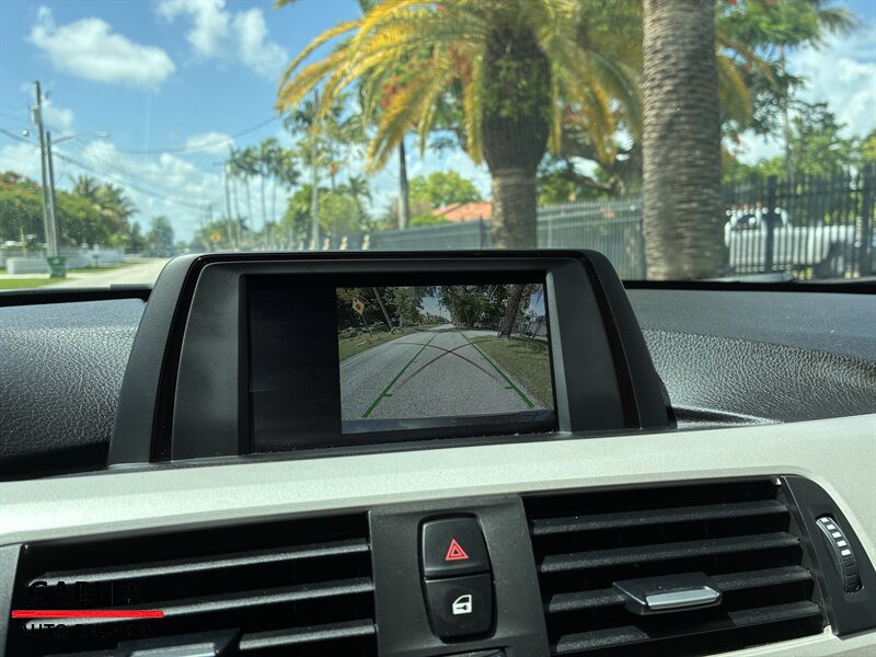 2018 BMW 3 — photo 19
