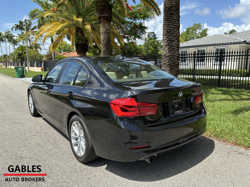 2018 BMW 3 — photo 9
