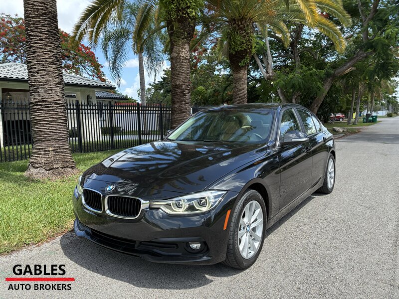 2018 BMW 3 — photo 12