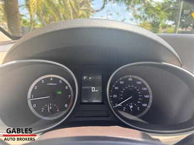 2017 Hyundai SANTA FE Sport 2.4L   - Photo 16 - Miami, FL 33165