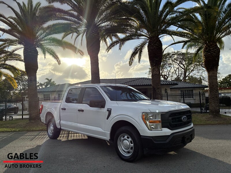 2022 Ford F-150 XL   - Photo 1 - Miami, FL 33165
